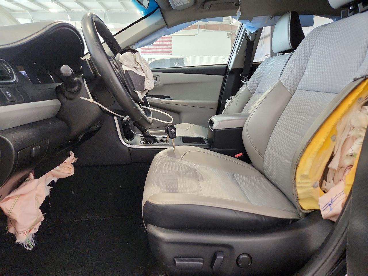 2015 Toyota Camry - Image 7