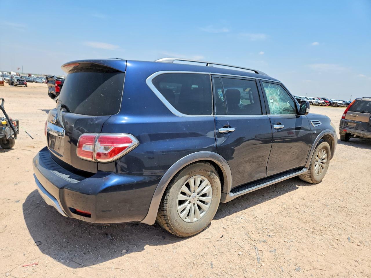 2017 Nissan Armada Sv - Фото 3
