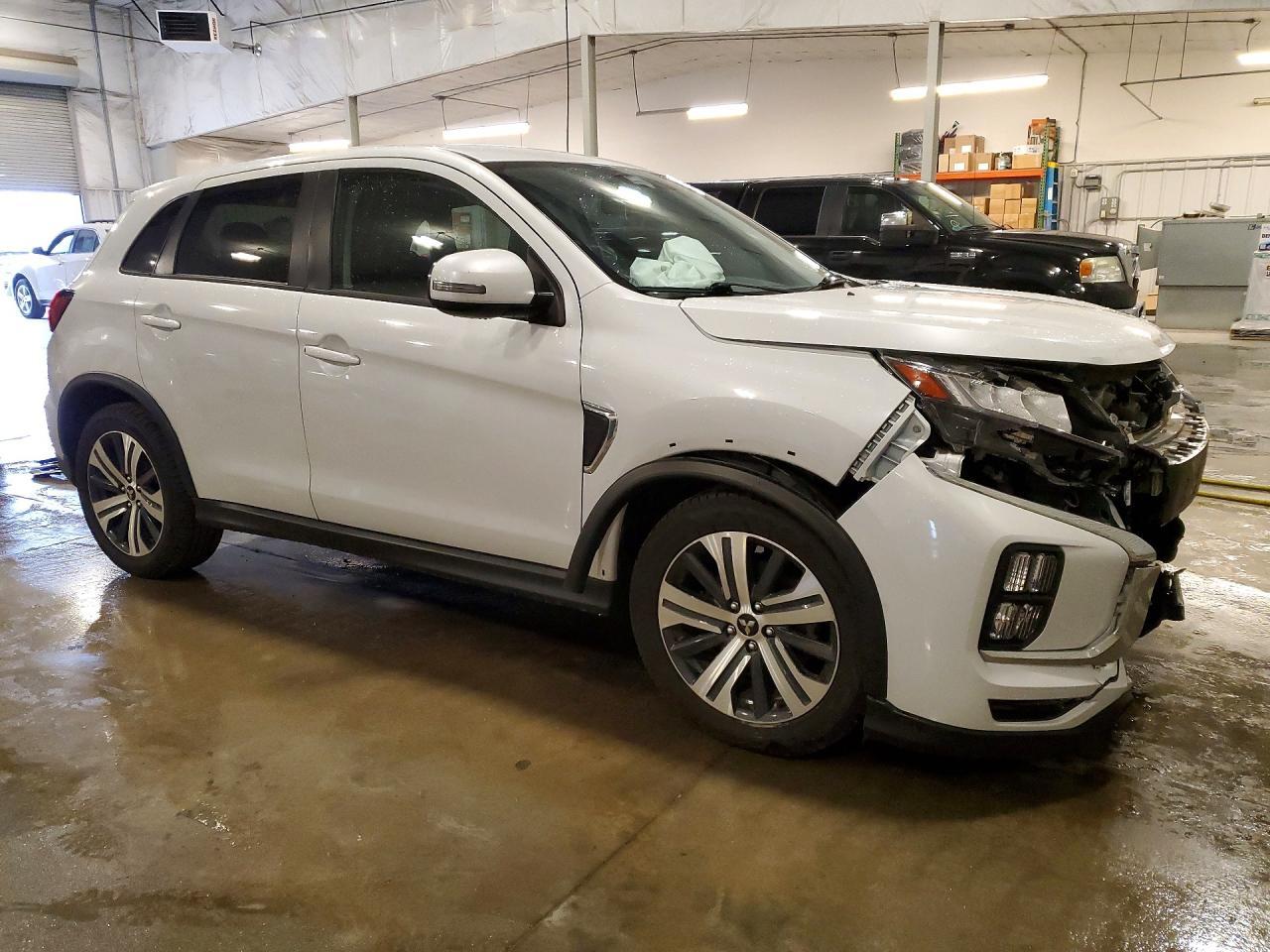2024 Mitsubishi Outlander Sport S - Фото 4