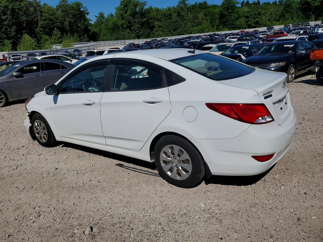 2016 Hyundai Accent Se - Фото 2