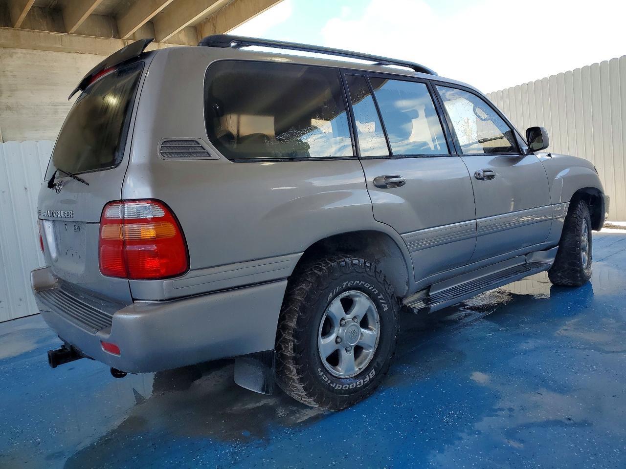 2001 Toyota Land Cruiser Base - Фото 3