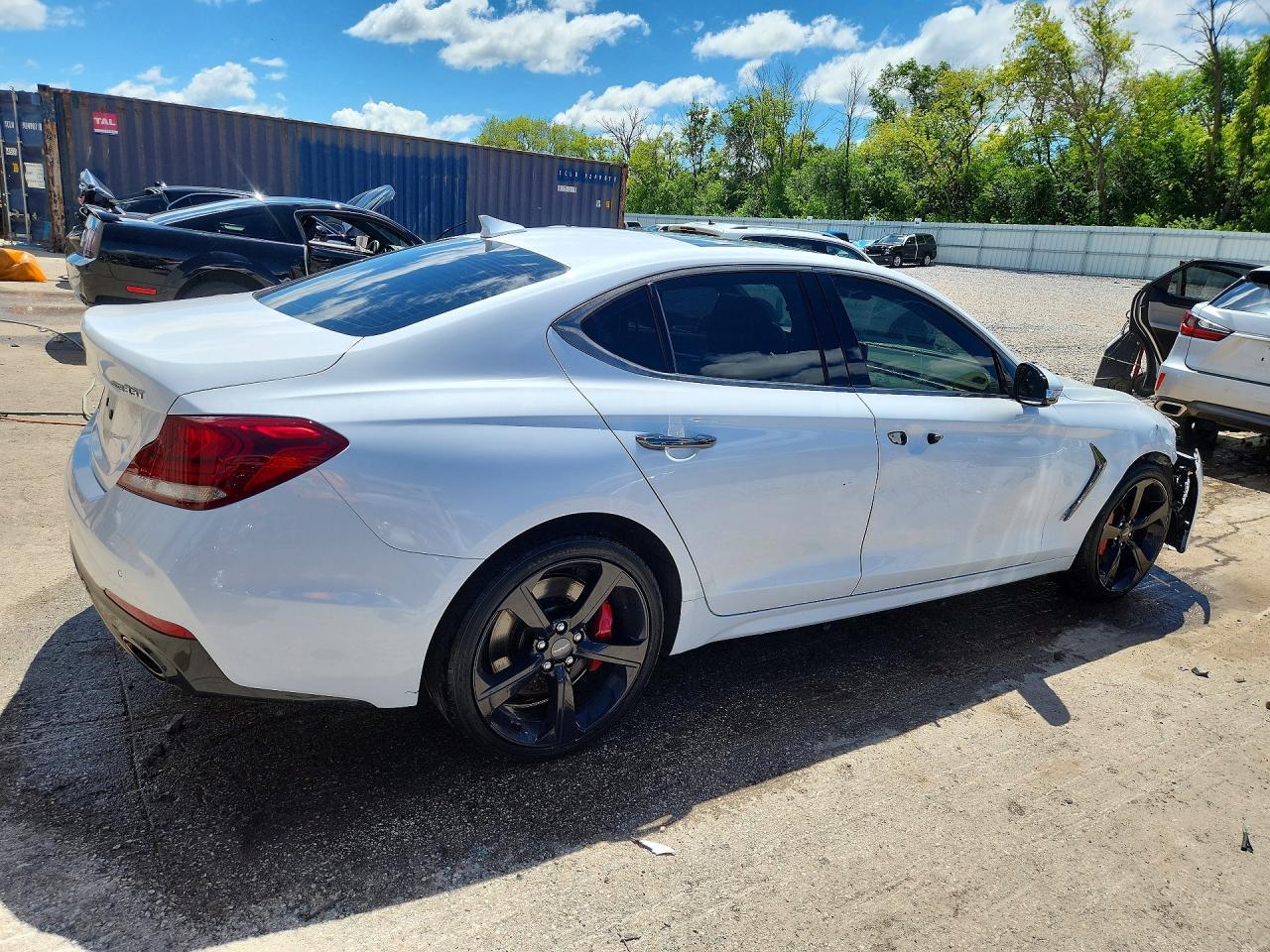 2019 Genesis G70 3.3T Advanced - Image 3