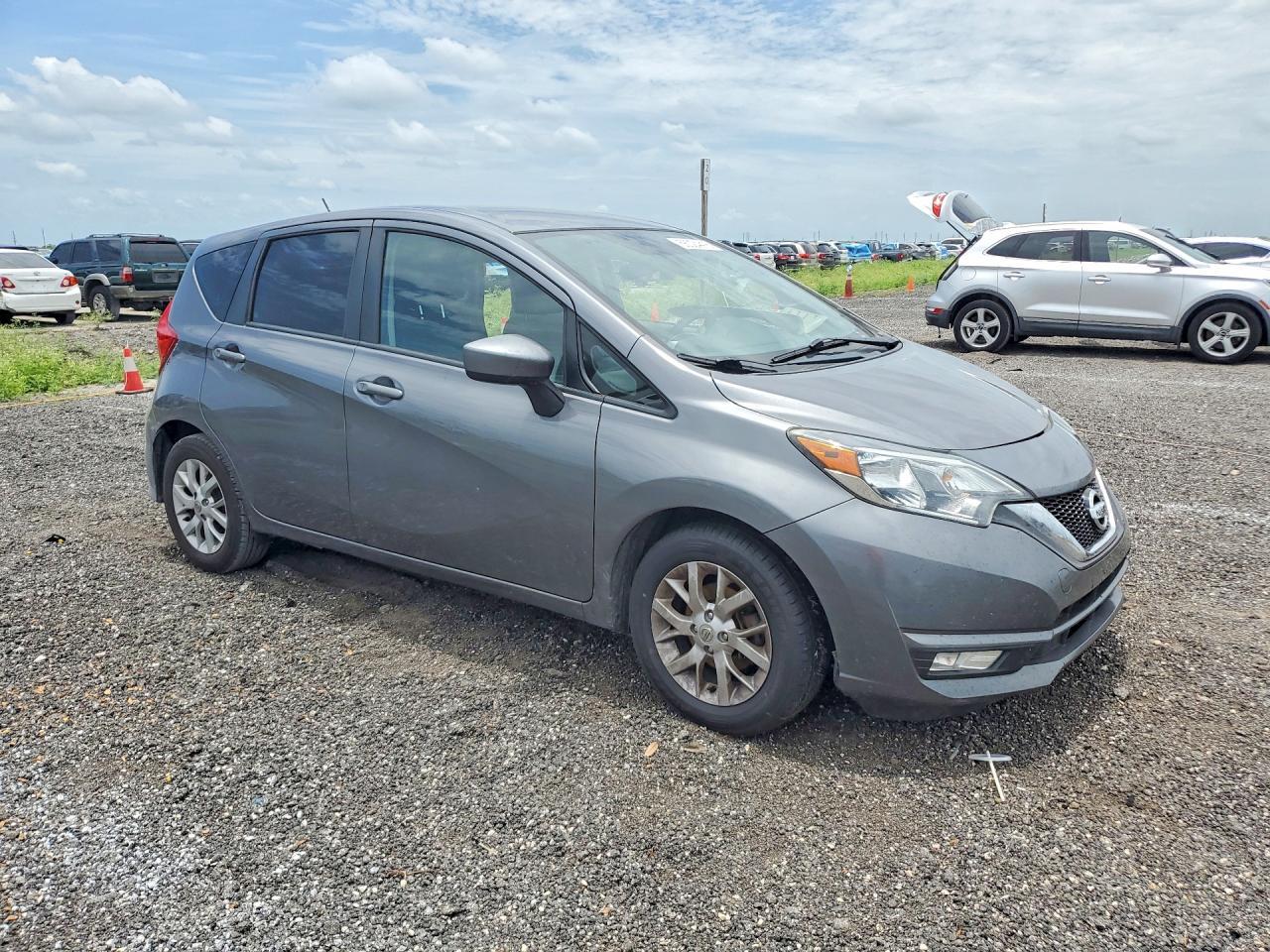 2017 Nissan Versa Note Sv - Фото 4