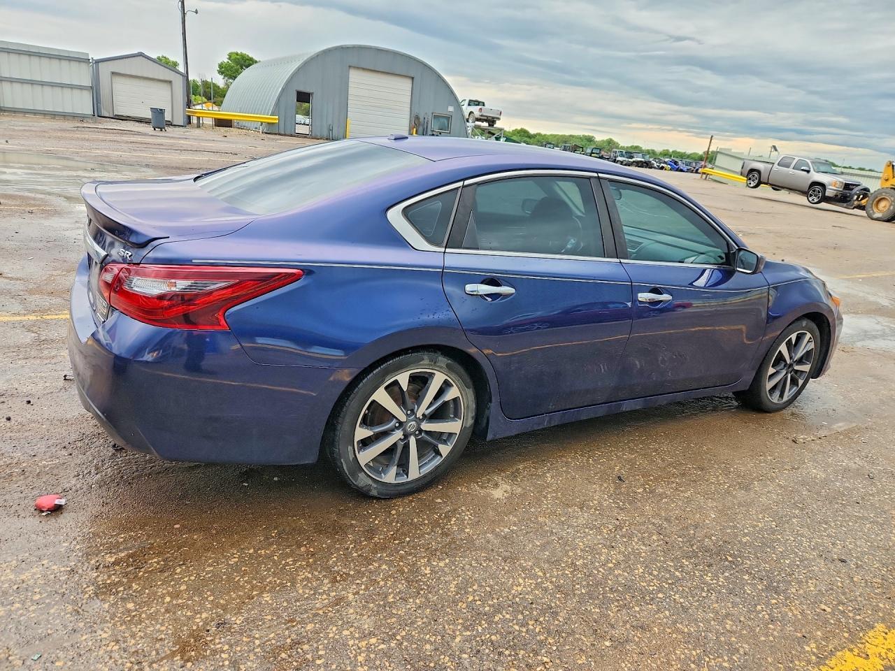 2018 Nissan Altima 2.5 Sr - Фото 3