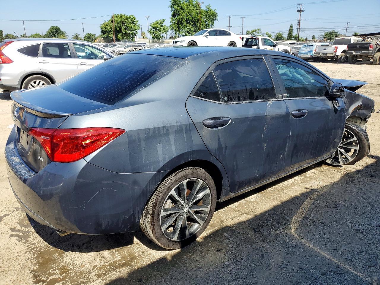 2018 Toyota Corolla Se - Фото 3