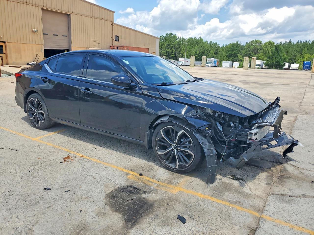 2023 Nissan Altima Sr - Фото 4