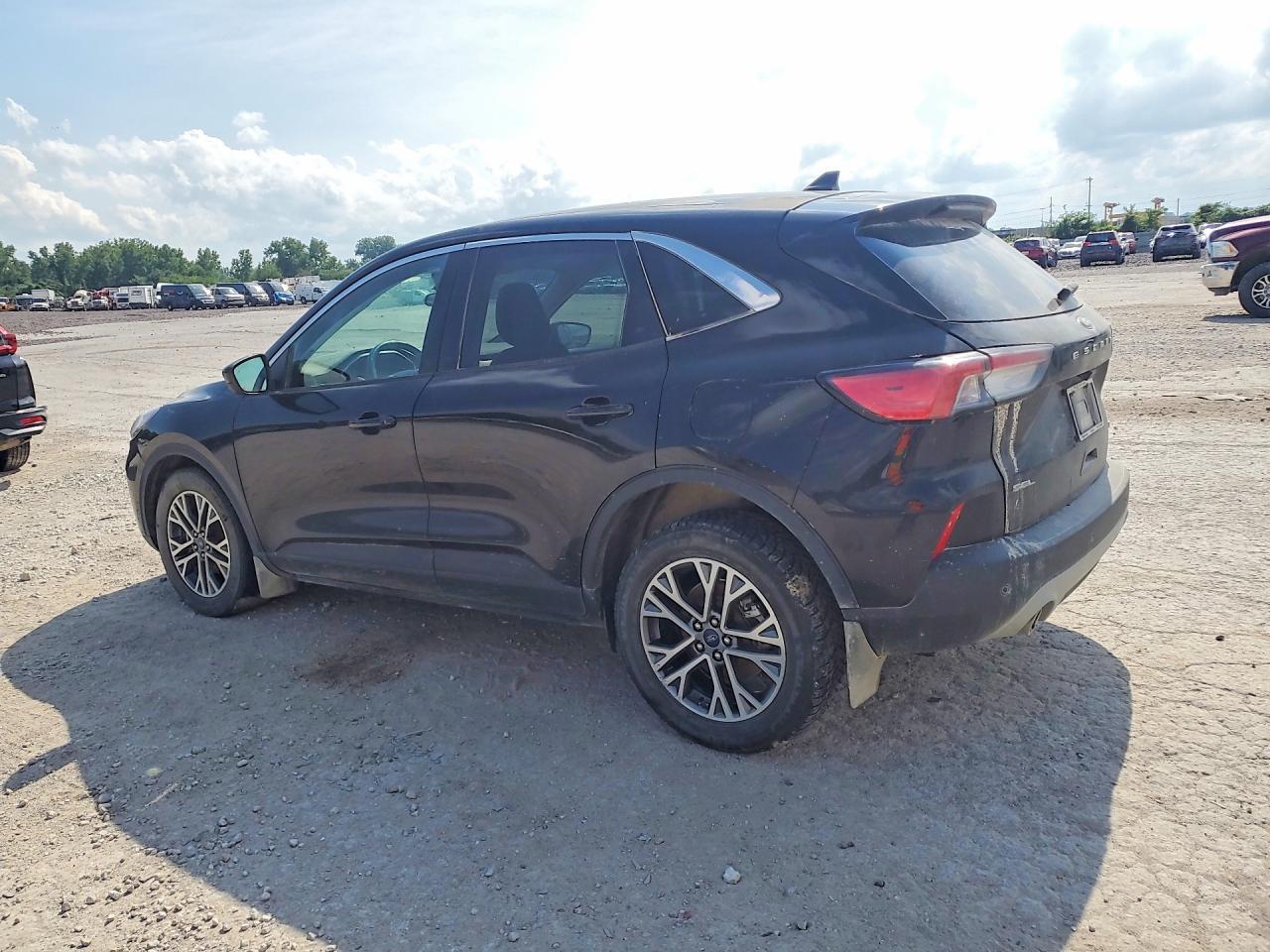 2022 Ford Escape Sel - Фото 2