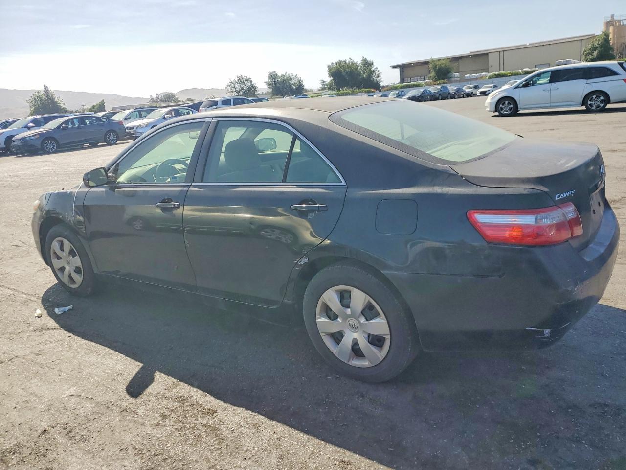 2007 Toyota Camry Le - Фото 2