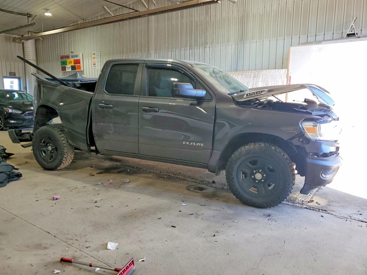 2019 Ram 1500 Tradesman - Фото 4