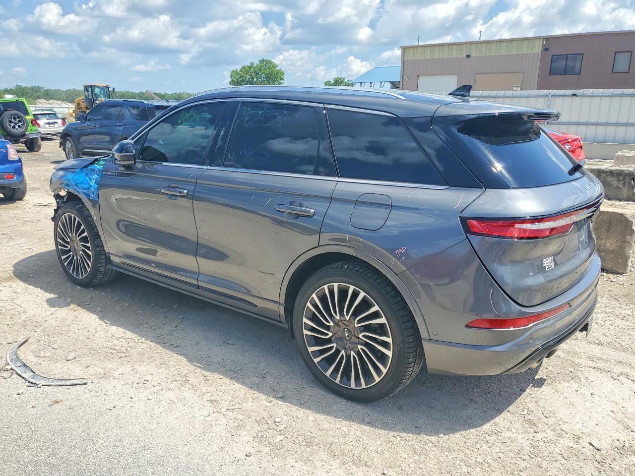2021 Lincoln Corsair Grand Touring - Фото 2