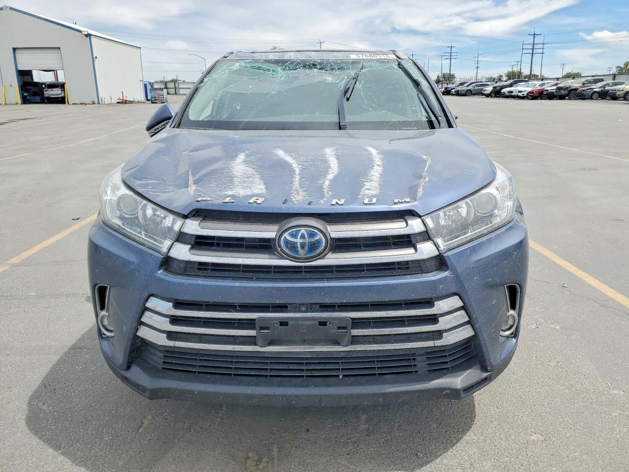 2019 Toyota Highlander Hybrid Limited Platinum - Фото 5