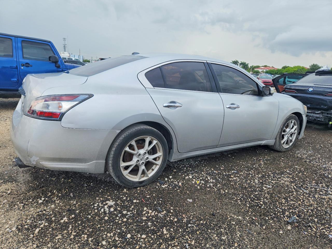 2014 Nissan Maxima 3.5 S - Фото 3