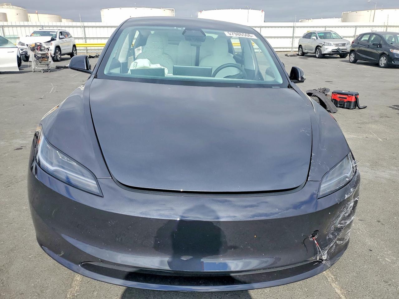 2024 Tesla Model 3 - Image 5