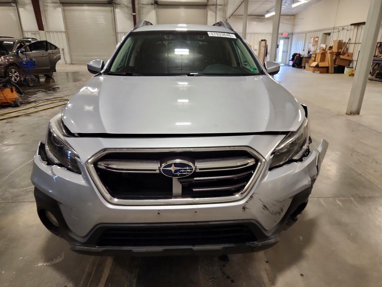 2019 Subaru Outback 2.5I Premium - Фото 5