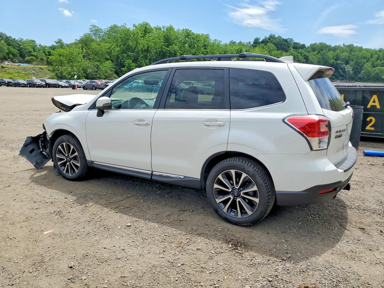 2017 Subaru Forester 2.0Xt Touring - Фото 2