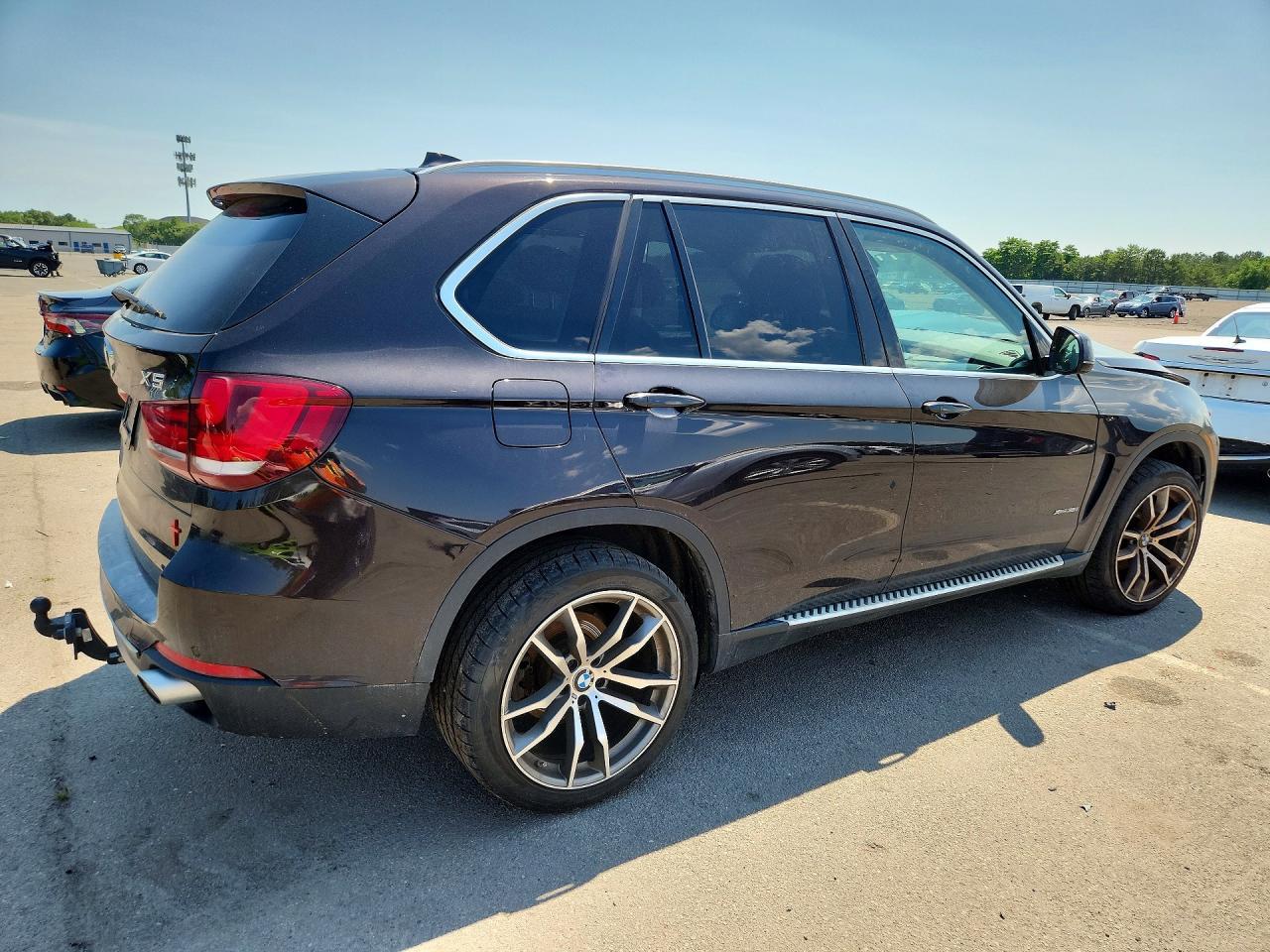 2015 BMW X5 xDrive35I - Фото 3
