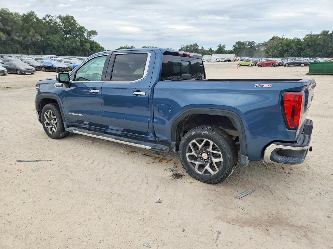 2024 GMC Sierra K1500 Slt - Image 2