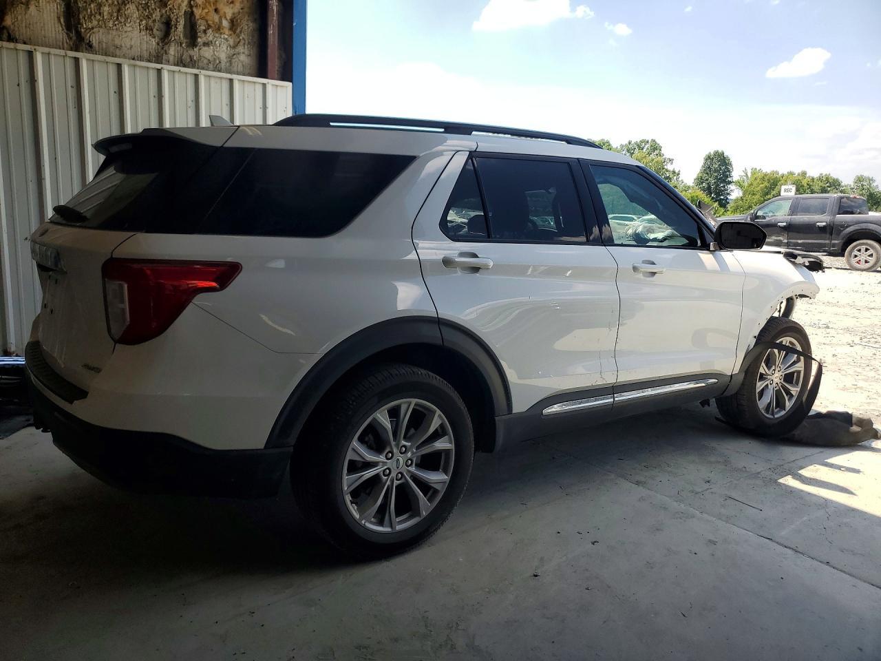 2022 Ford Explorer Xlt - Фото 3