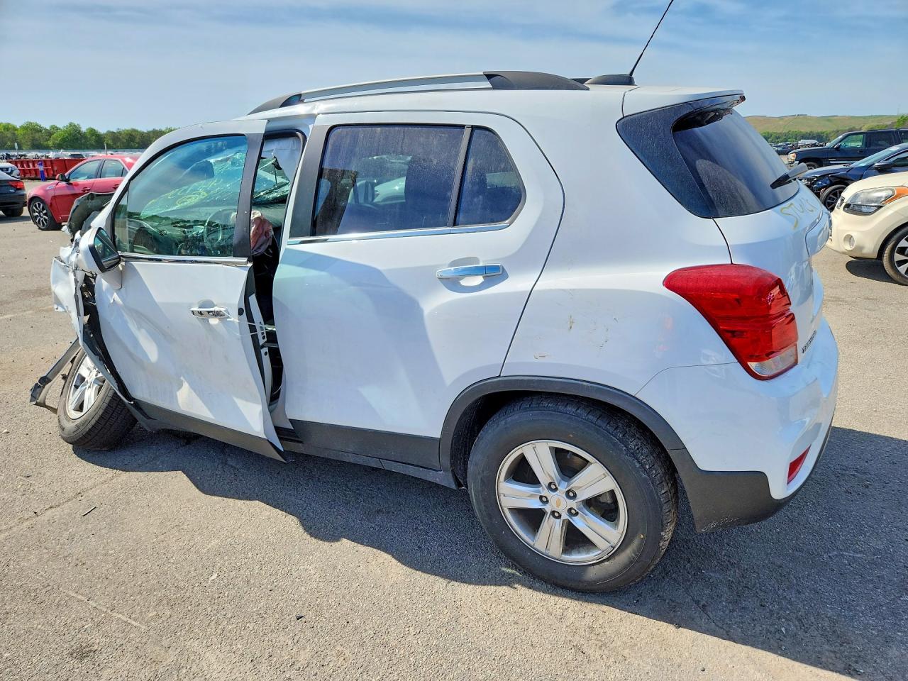 2020 Chevrolet Trax 1Lt - Image 2