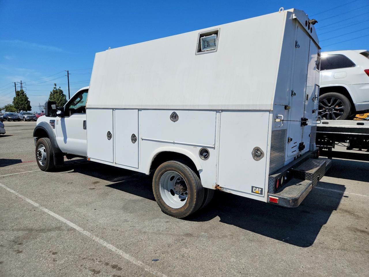 2008 Ford F550 Super Duty - Фото 2