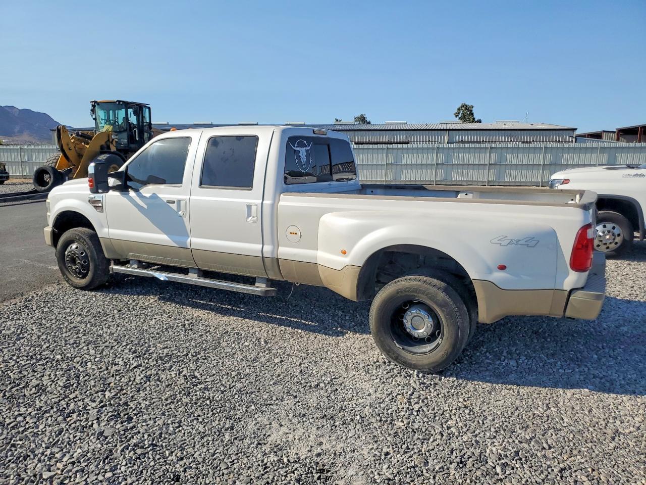 2010 Ford F350 Super Duty - Фото 2