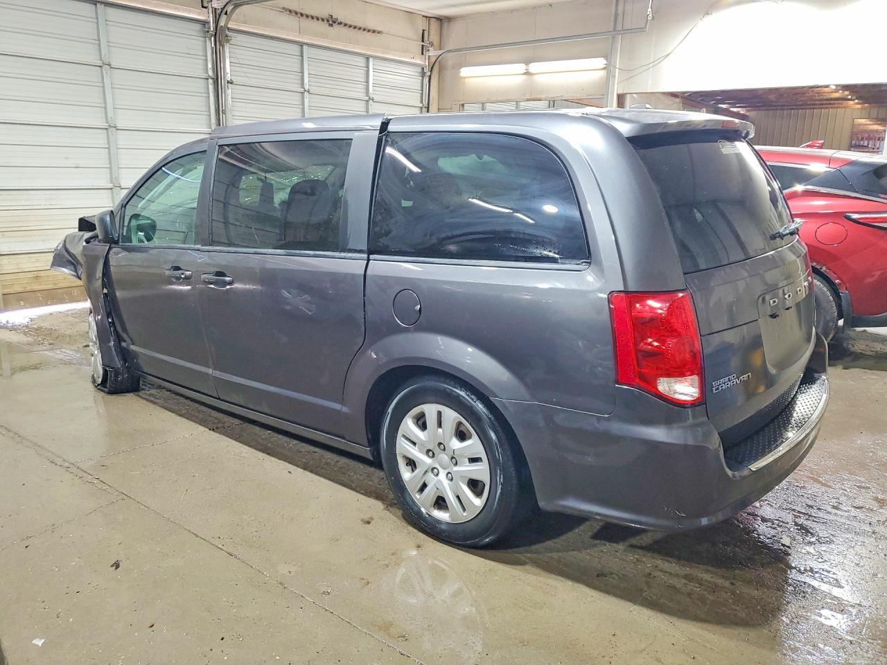 2018 Dodge Grand Caravan Se - Image 2
