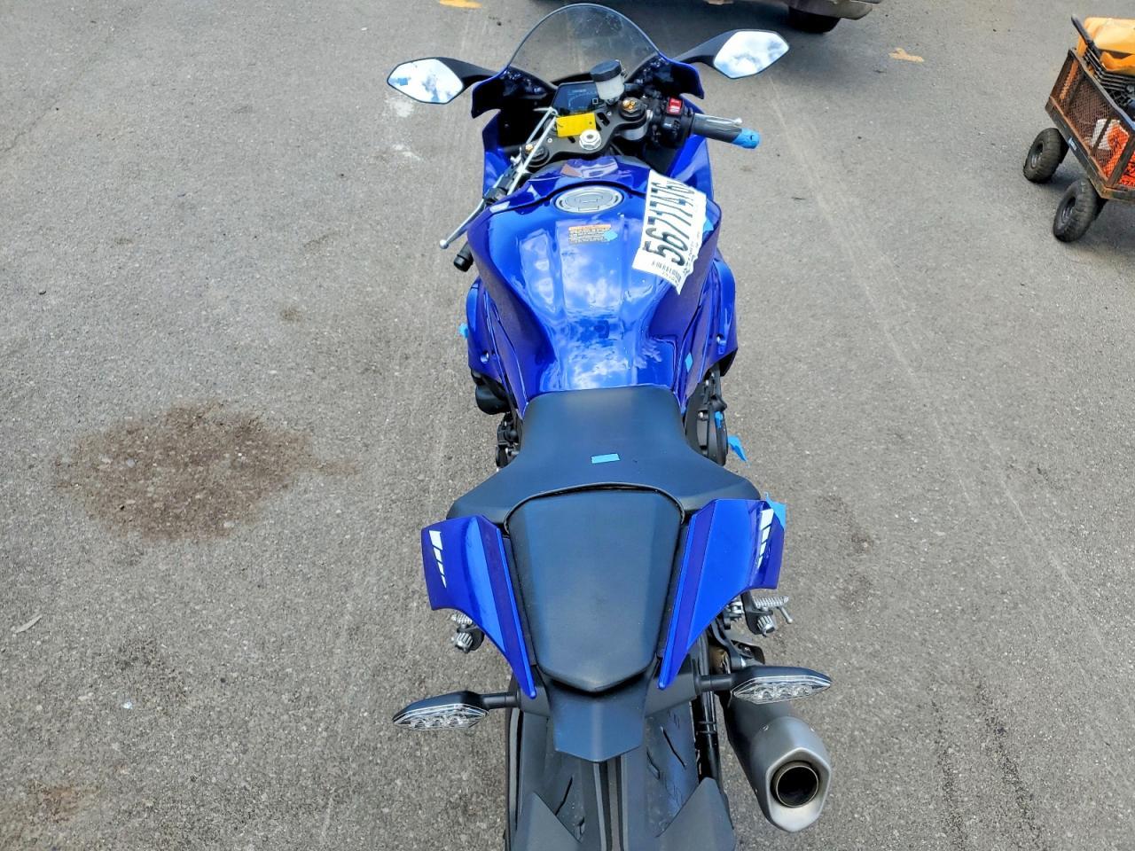 2024 Yamaha Yzfr1 - Фото 6