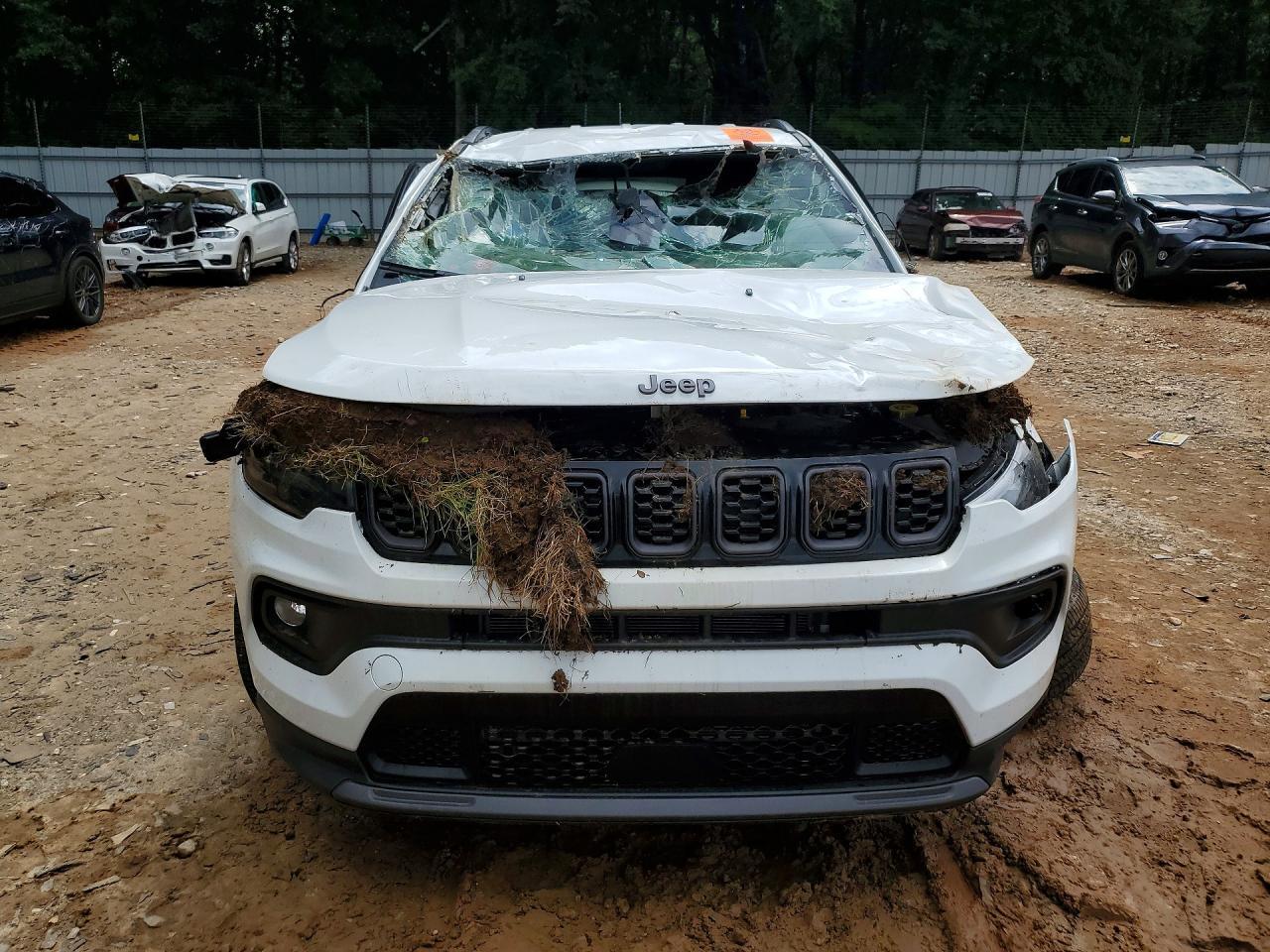 2026 Jeep Compass Latitude - Image 5