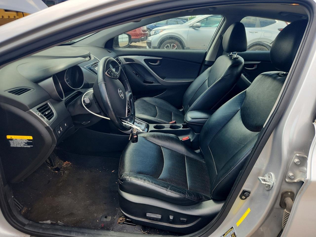 2013 Hyundai Elantra Limited - Image 7