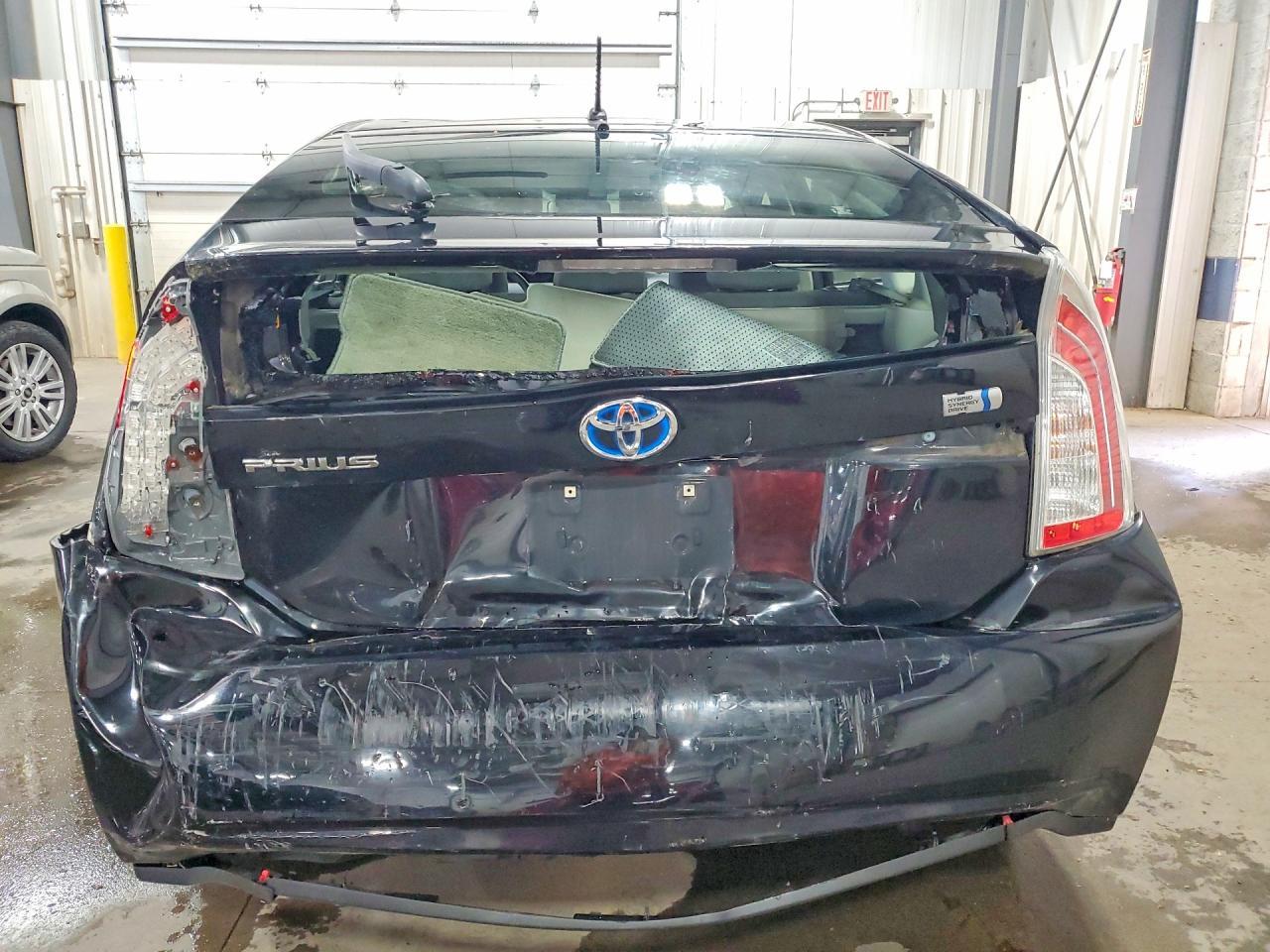 2012 Toyota Prius Two - Image 6