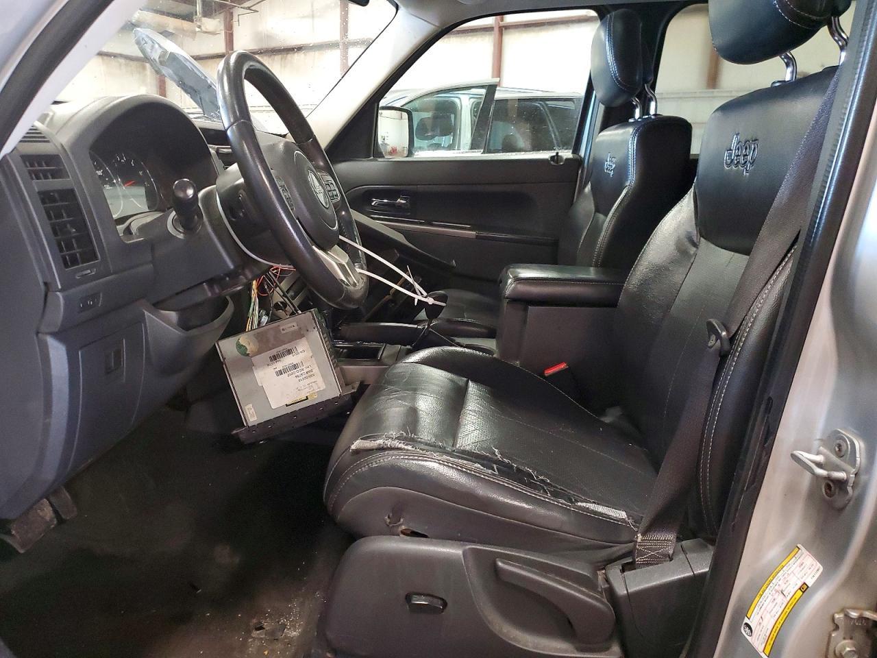 2012 Jeep Liberty Jet - Image 7