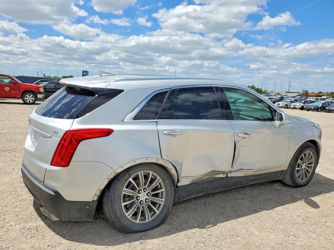 2019 Cadillac Xt5 Luxury - Фото 3