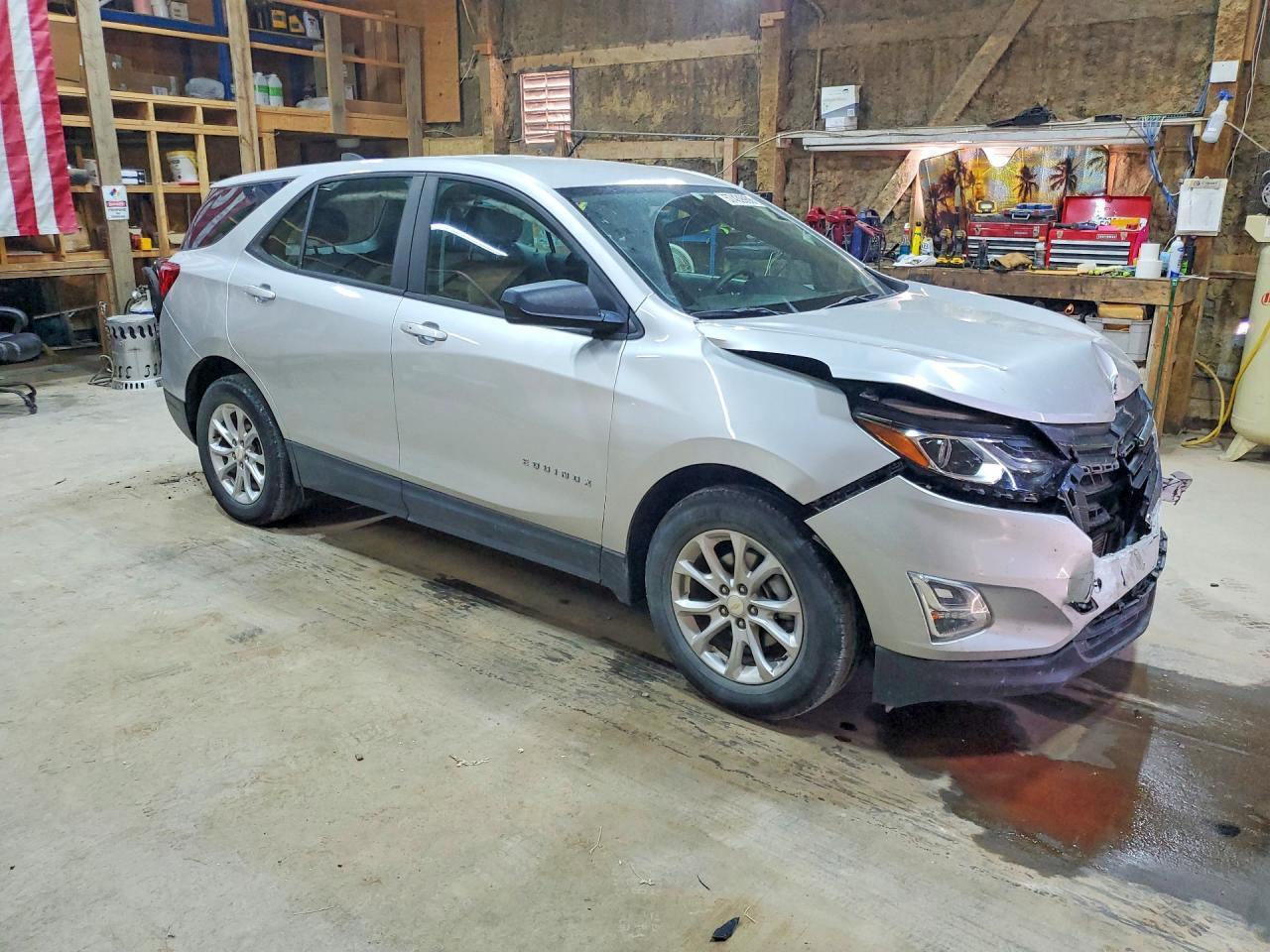 2020 Chevrolet Equinox Ls - Image 4