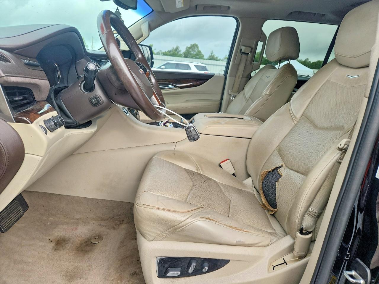 2016 Cadillac Escalade Premium - Image 7