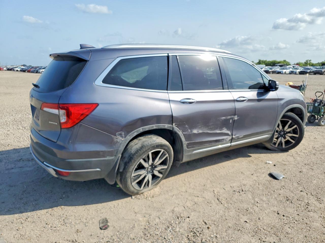 2020 Honda Pilot Touring - Фото 3