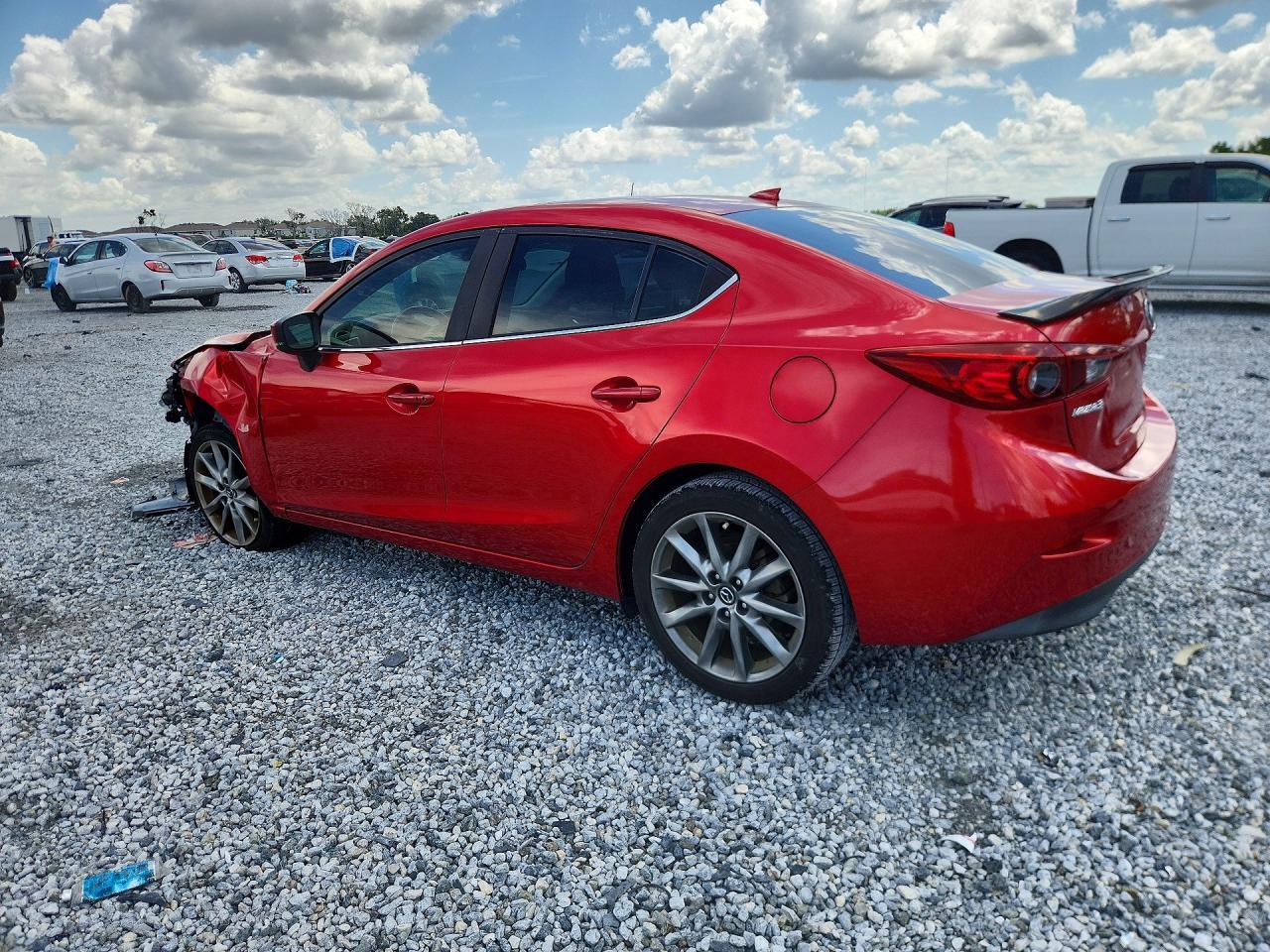 2018 Mazda 3 Touring - Фото 2
