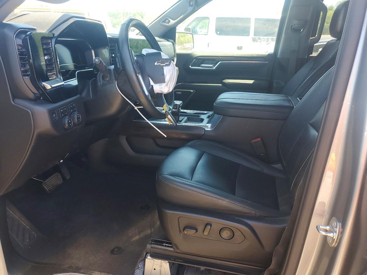 2024 Chevrolet Silverado K1500 Rst - Фото 7
