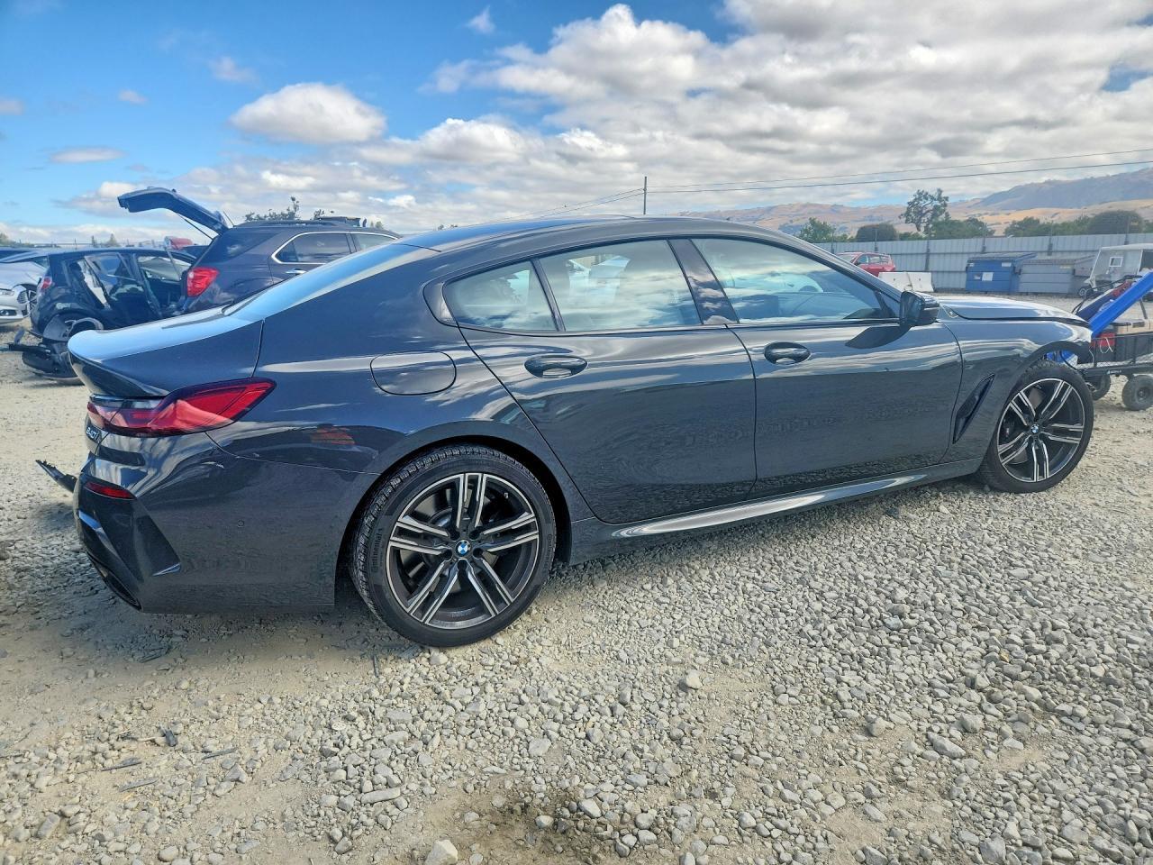 2023 BMW 840Xi - Фото 3