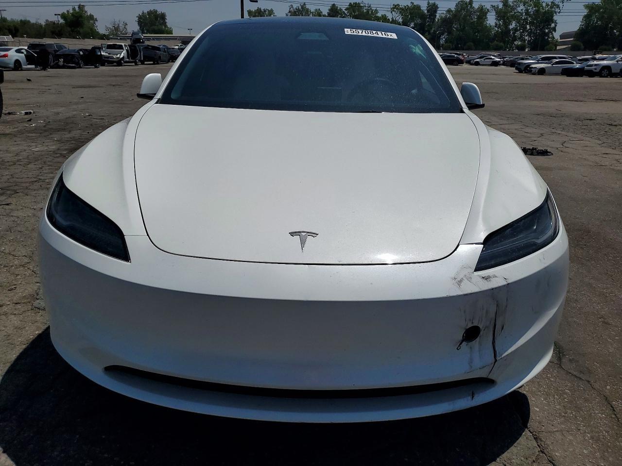 2024 Tesla Model 3 - Image 5