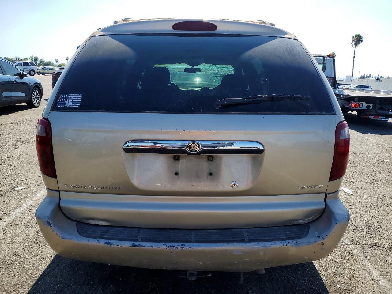 2001 Chrysler Town & Country Limited - Фото 6