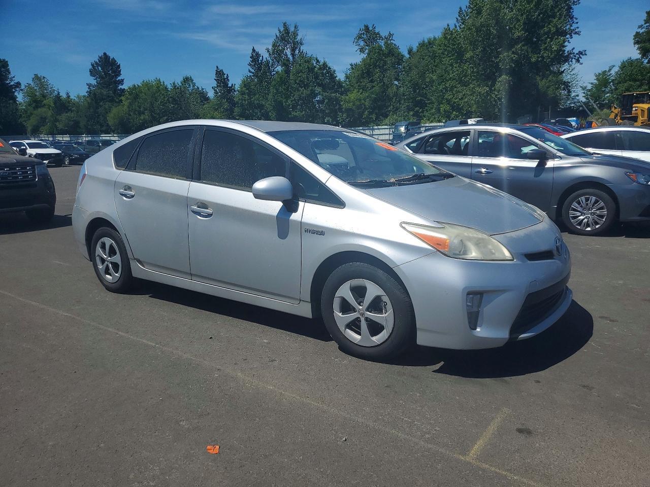 2013 Toyota Prius Three - Фото 4