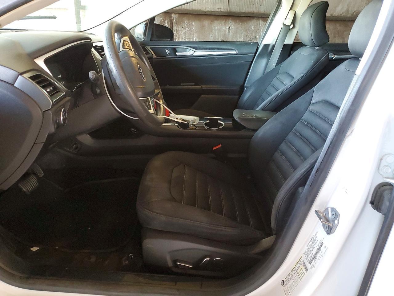 2015 Ford Fusion Se - Фото 7
