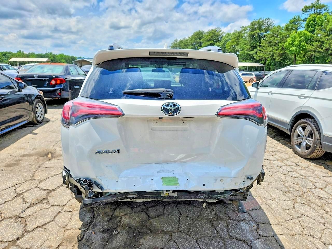 2018 Toyota Rav4 Xle - Фото 6