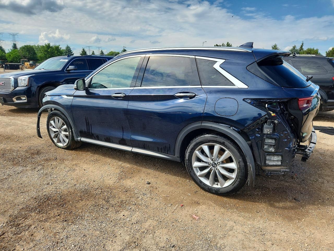 2022 Infiniti Qx50 Luxe - Image 2
