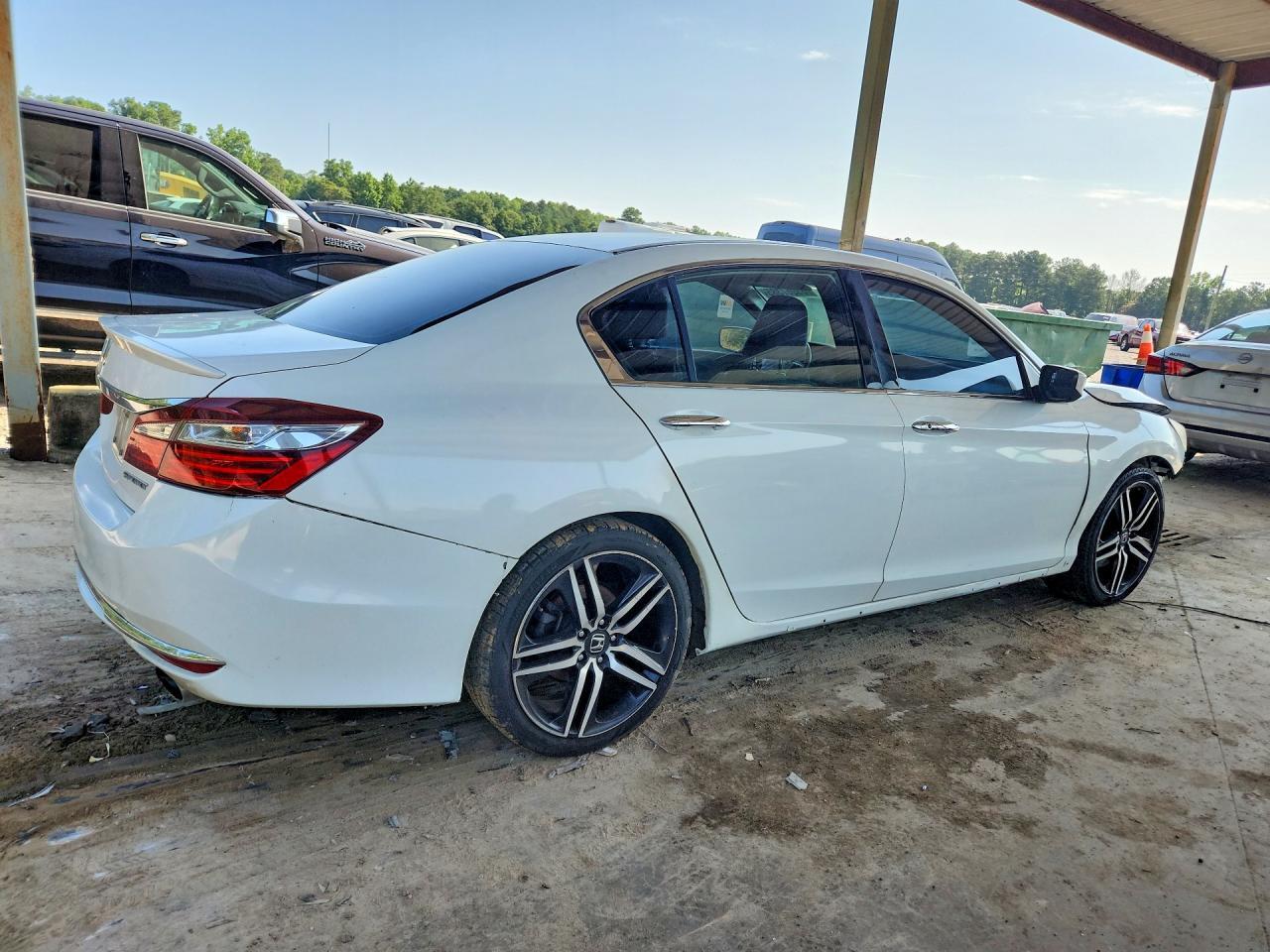 2017 Honda Accord Sport - Фото 3