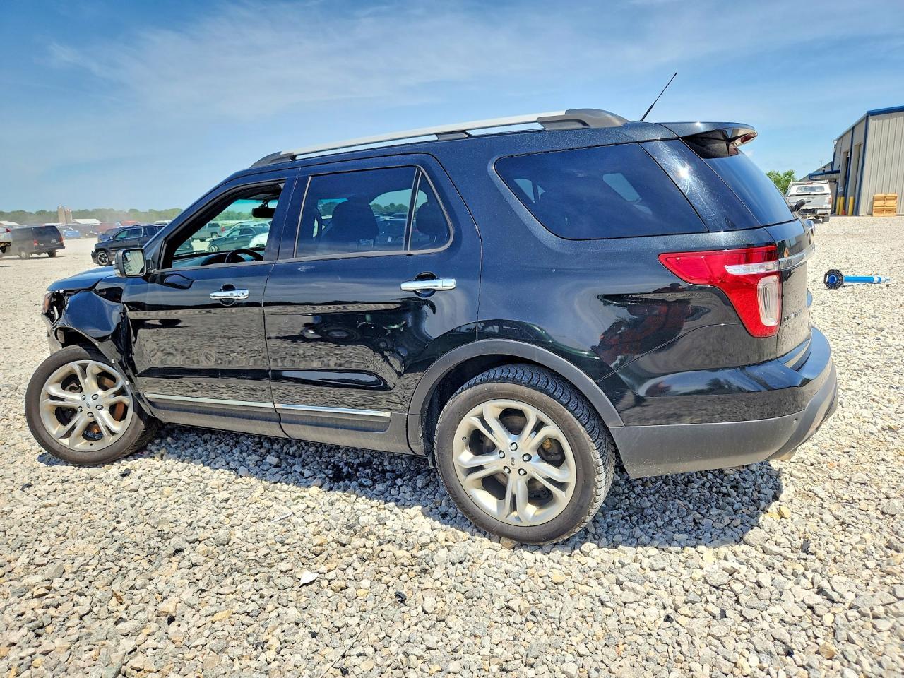 2015 Ford Explorer Limited - Image 2