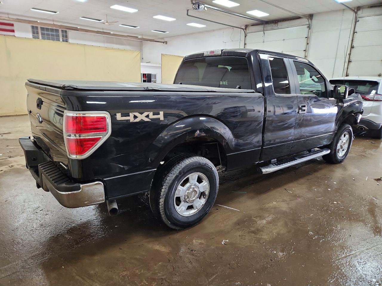 2012 Ford F150 Super Cab - Фото 3
