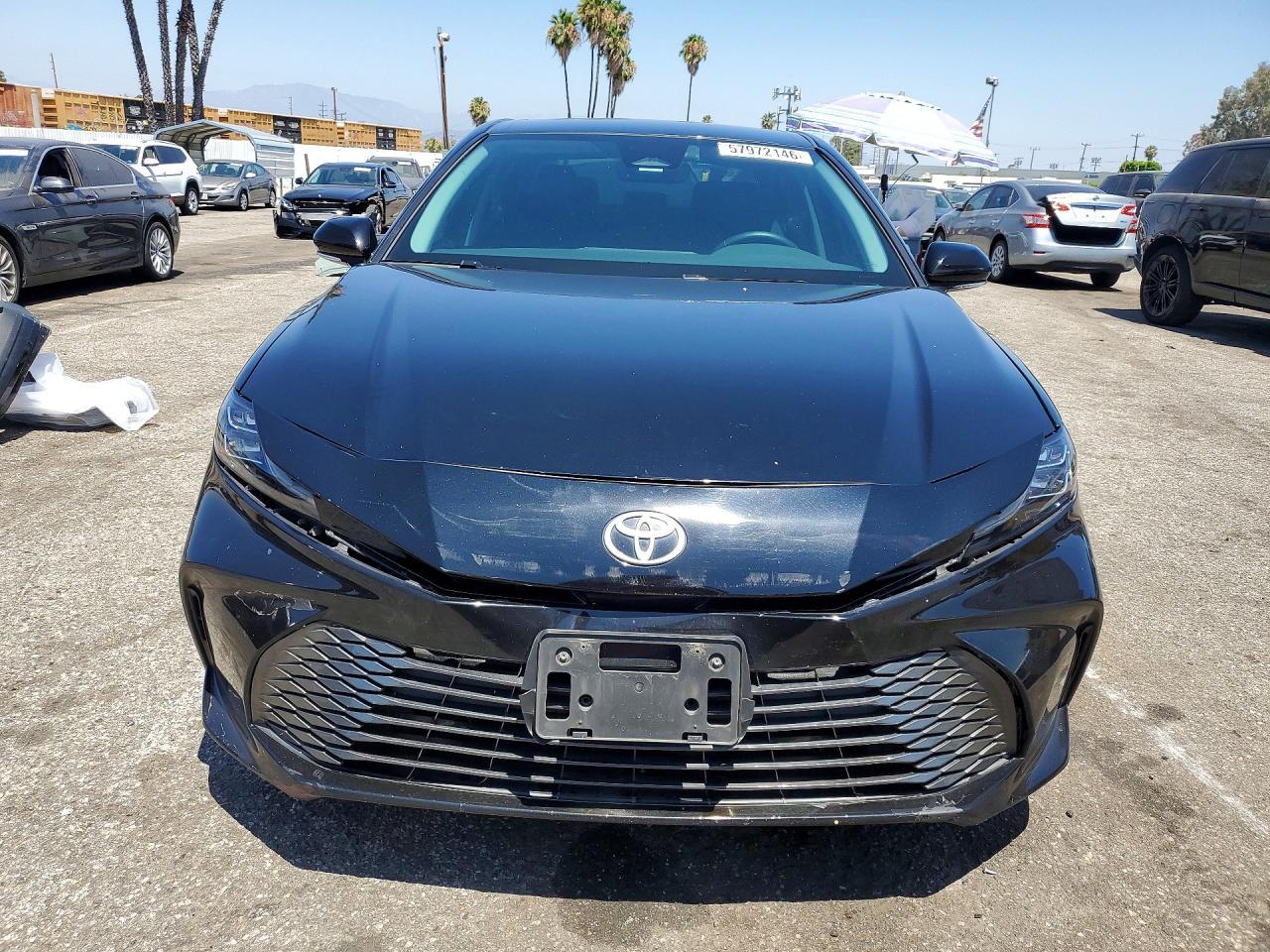 2025 Toyota Camry Xle - Image 5