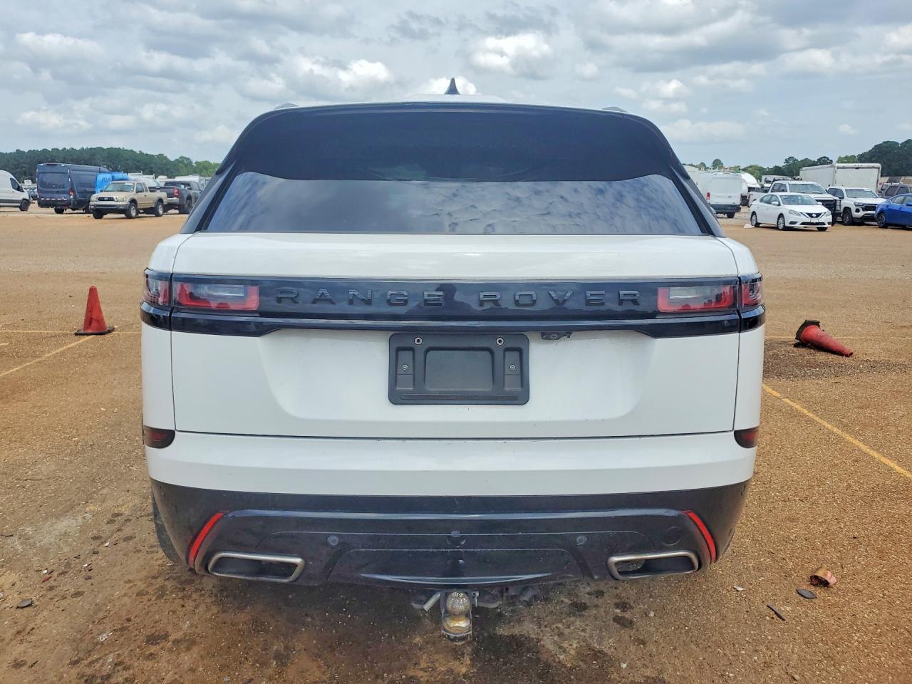 2019 Land Rover Range Rover - Image 6