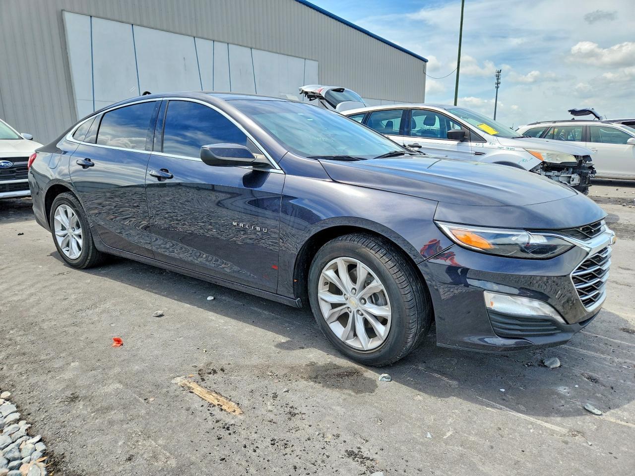 2023 Chevrolet Malibu Lt - Image 4